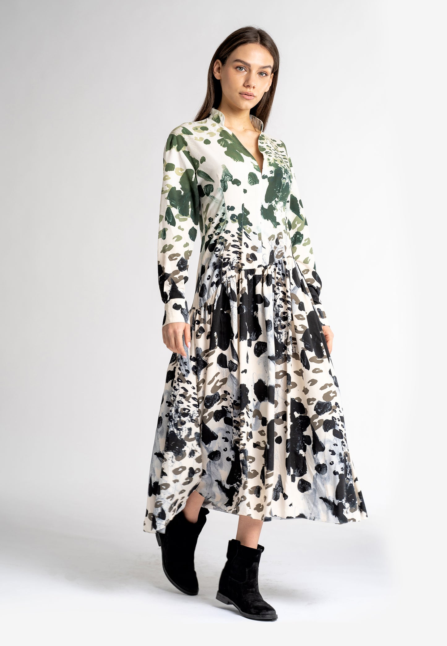 Printed maxi dress  Long sleeve maxi dress winter dresses Australia  designer dress  Long dress  print maxi dress long sleeve maxi dress formal long sleeve dress long sleeve winter dress australia dresses made in italy made in italy dressess