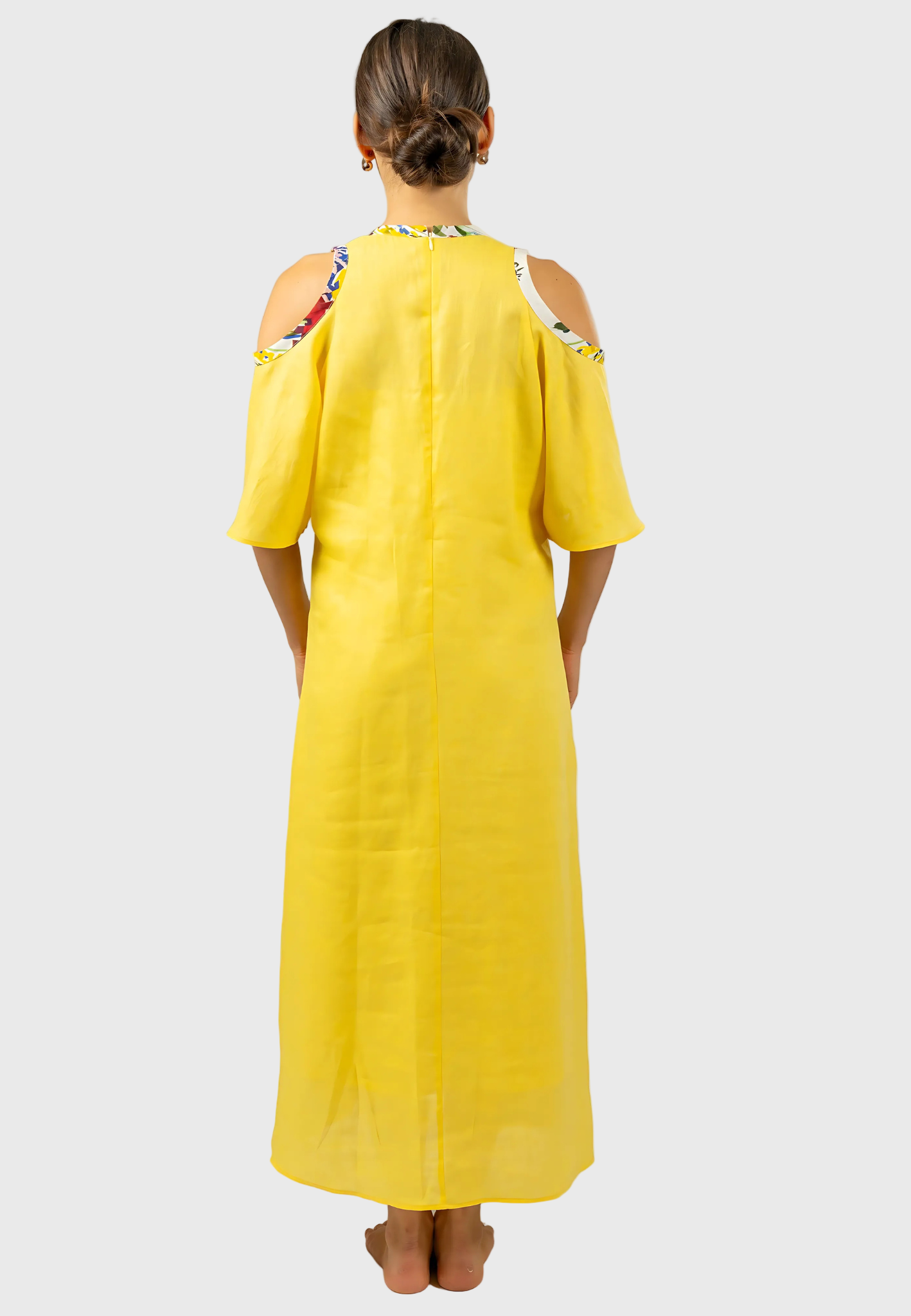Yellow maxi dress, Linen maxi dress, Italian linen dress, Elegant maxi dress, Summer maxi dress, Cut-out sleeve dress, Stylish dresses for women, Breathable dress fabric, Long yellow dress, Modern linen dress, Lightweight linen dresses