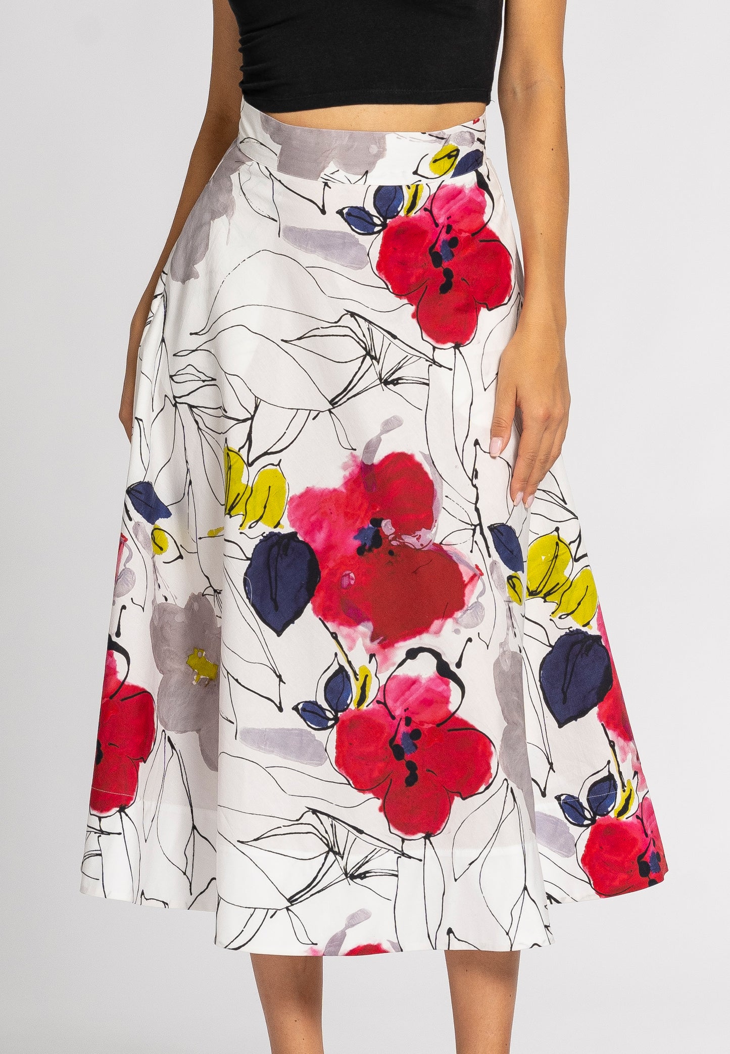 floral print maxi skirt, white background skirt, printed cotton skirt, full skirt with pockets, feminine and elegant skirt, comfortable and breathable skirt