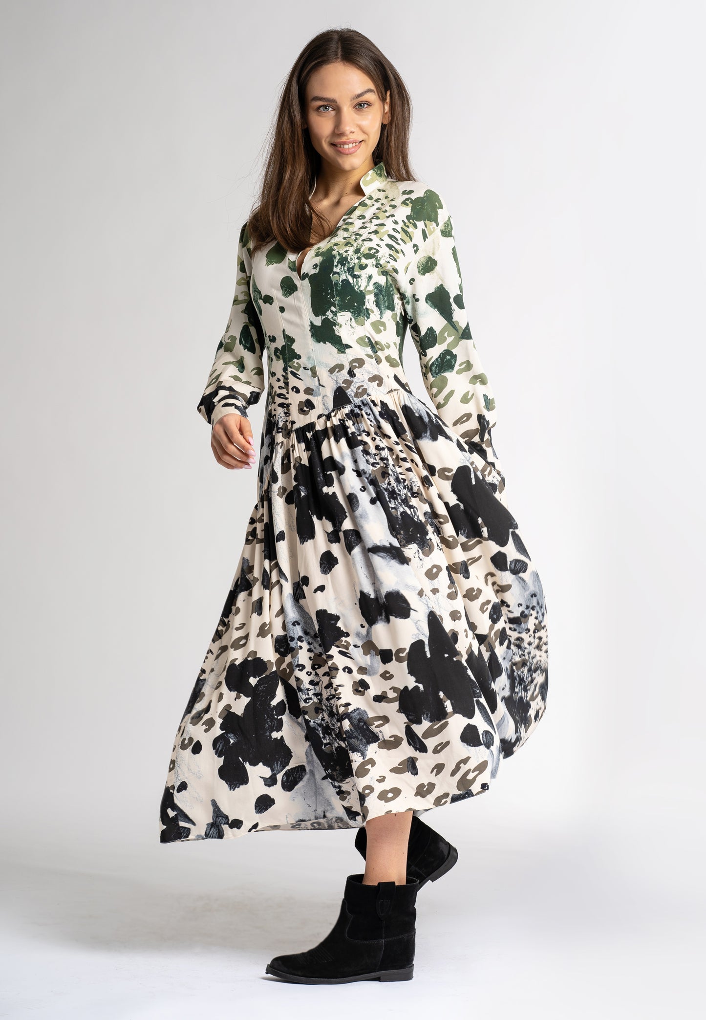 Printed maxi dress  Long sleeve maxi dress winter dresses Australia  designer dress  Long dress  print maxi dress long sleeve maxi dress formal long sleeve dress long sleeve winter dress australia dresses made in italy made in italy dressess