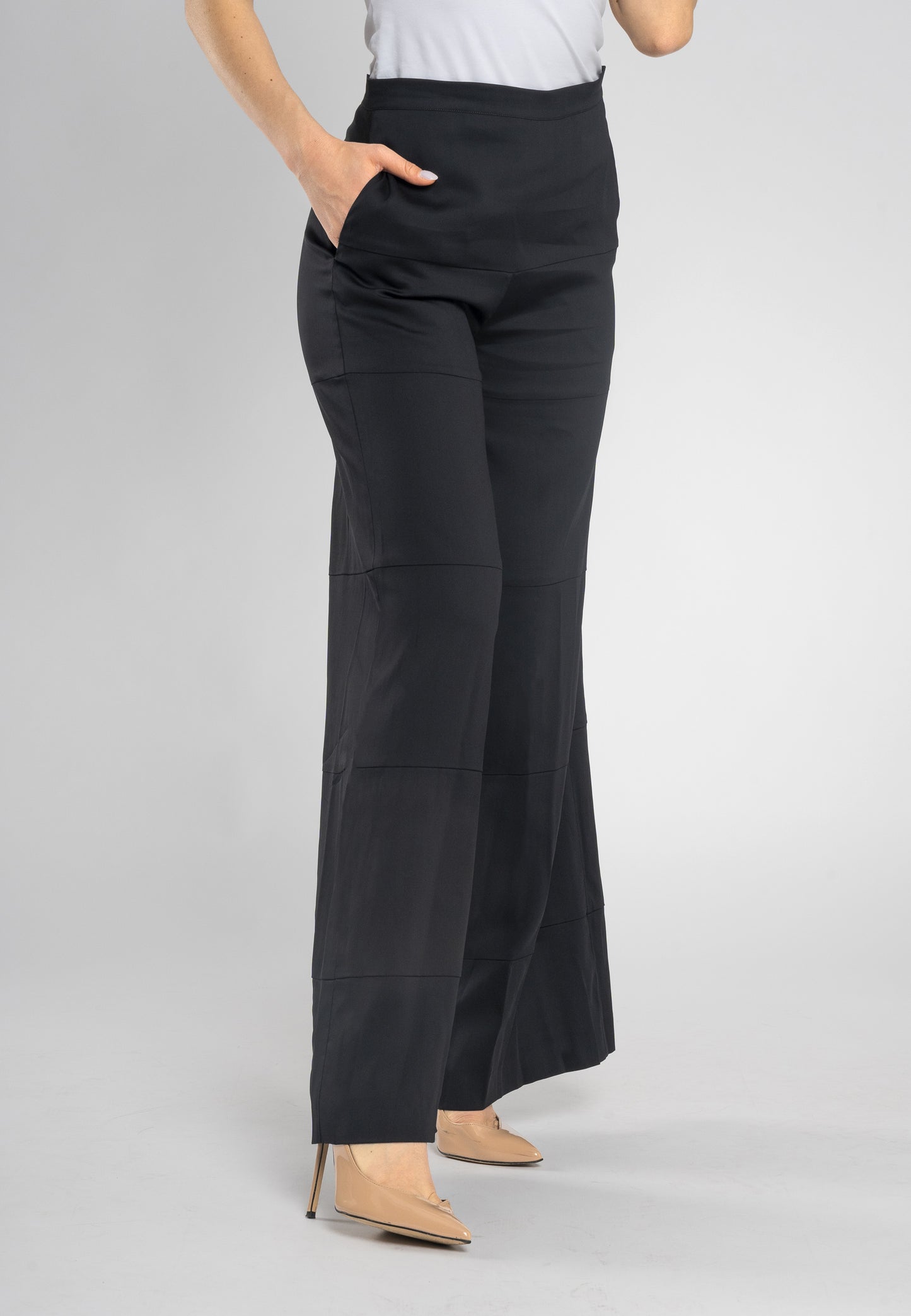 Calla Wide Leg Trousers - Elegant Bias Cut, Side Pockets, Detailed Stitching, Zip and Button Closure