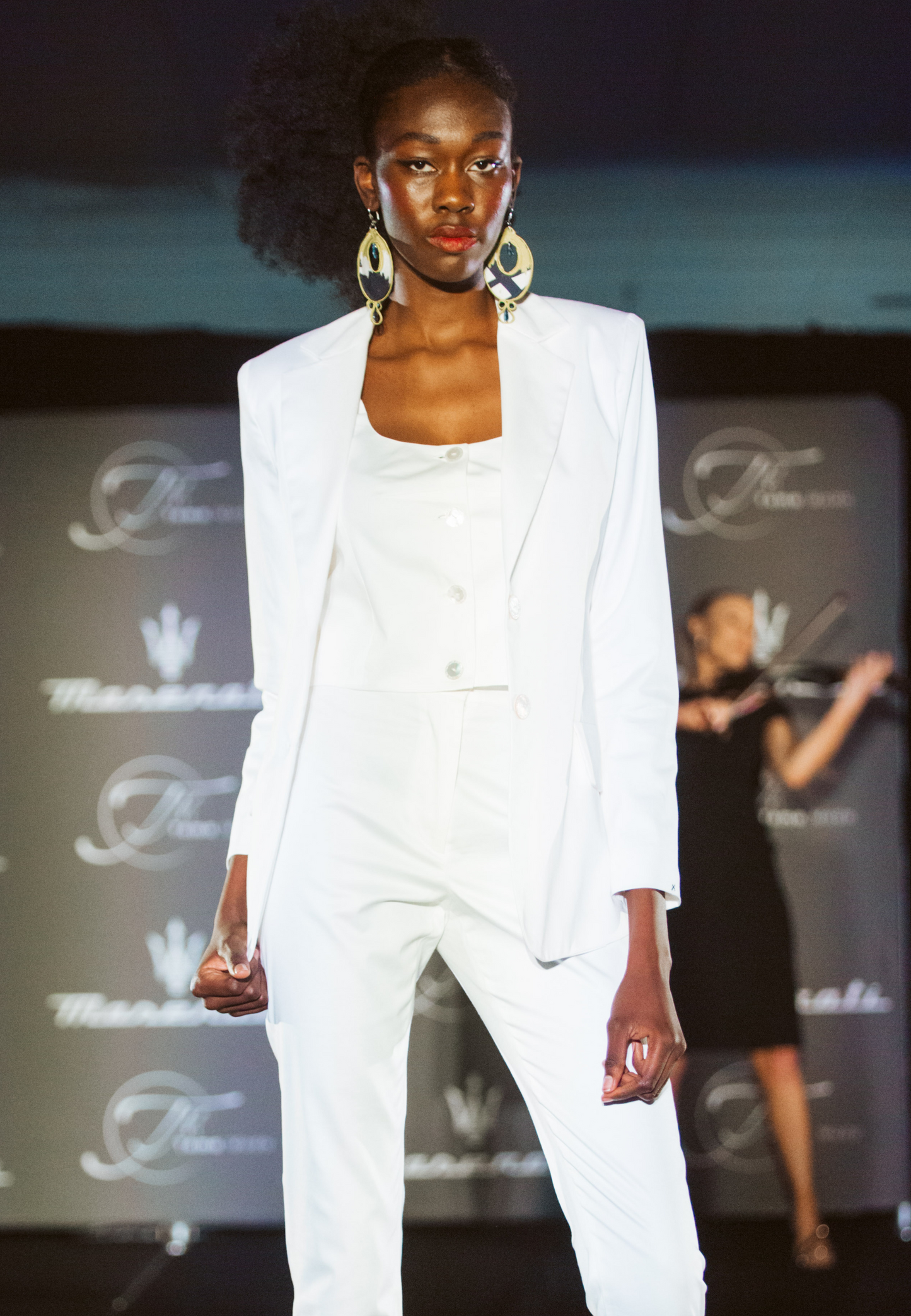 Girasole White Jacket - Soft Cotton Stretch, Classic Collar, Two-Button Lacing, Rounded Hem, Classic Shoulder