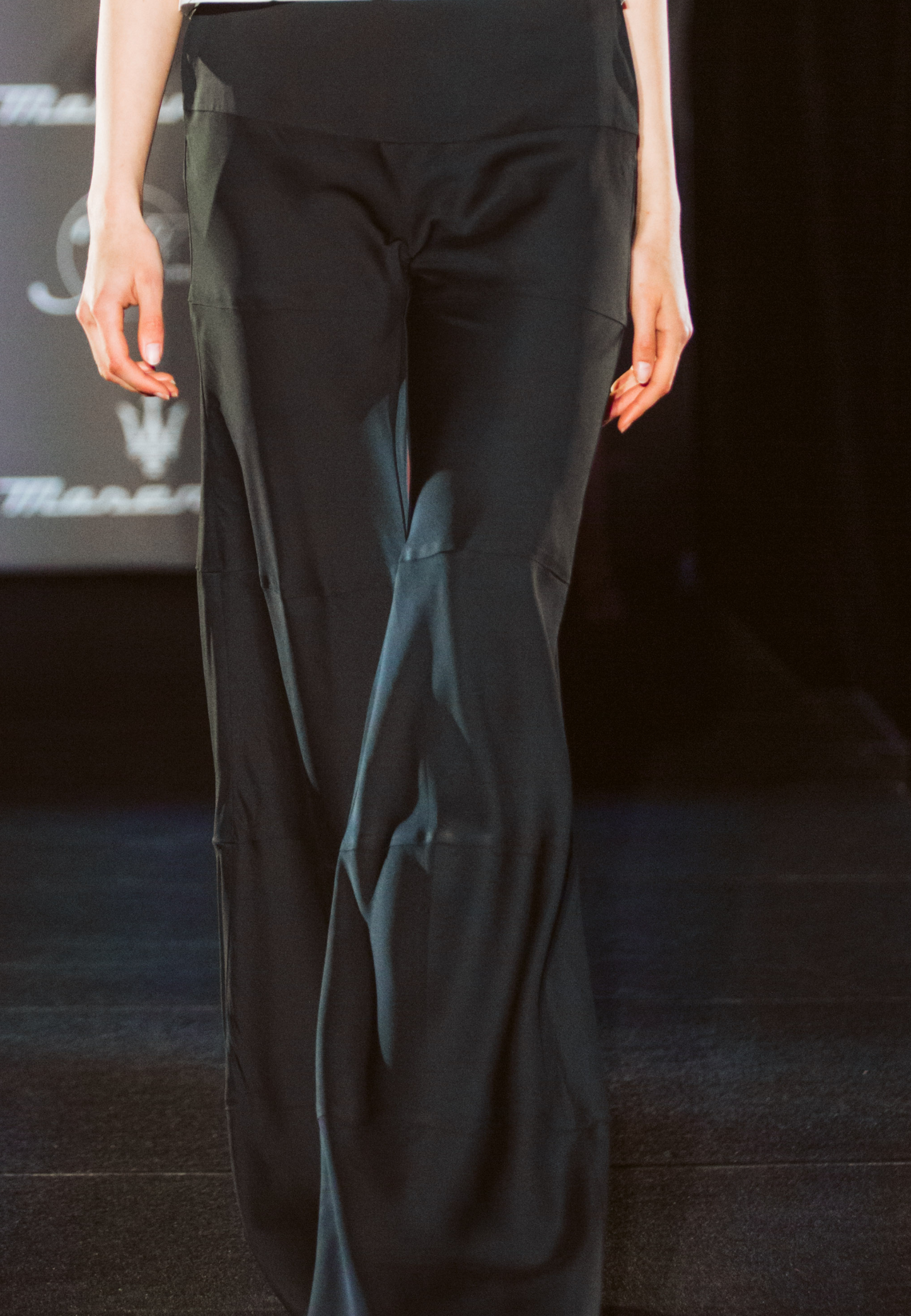 Calla Wide Leg Trousers - Elegant Bias Cut, Side Pockets, Detailed Stitching, Zip and Button Closure