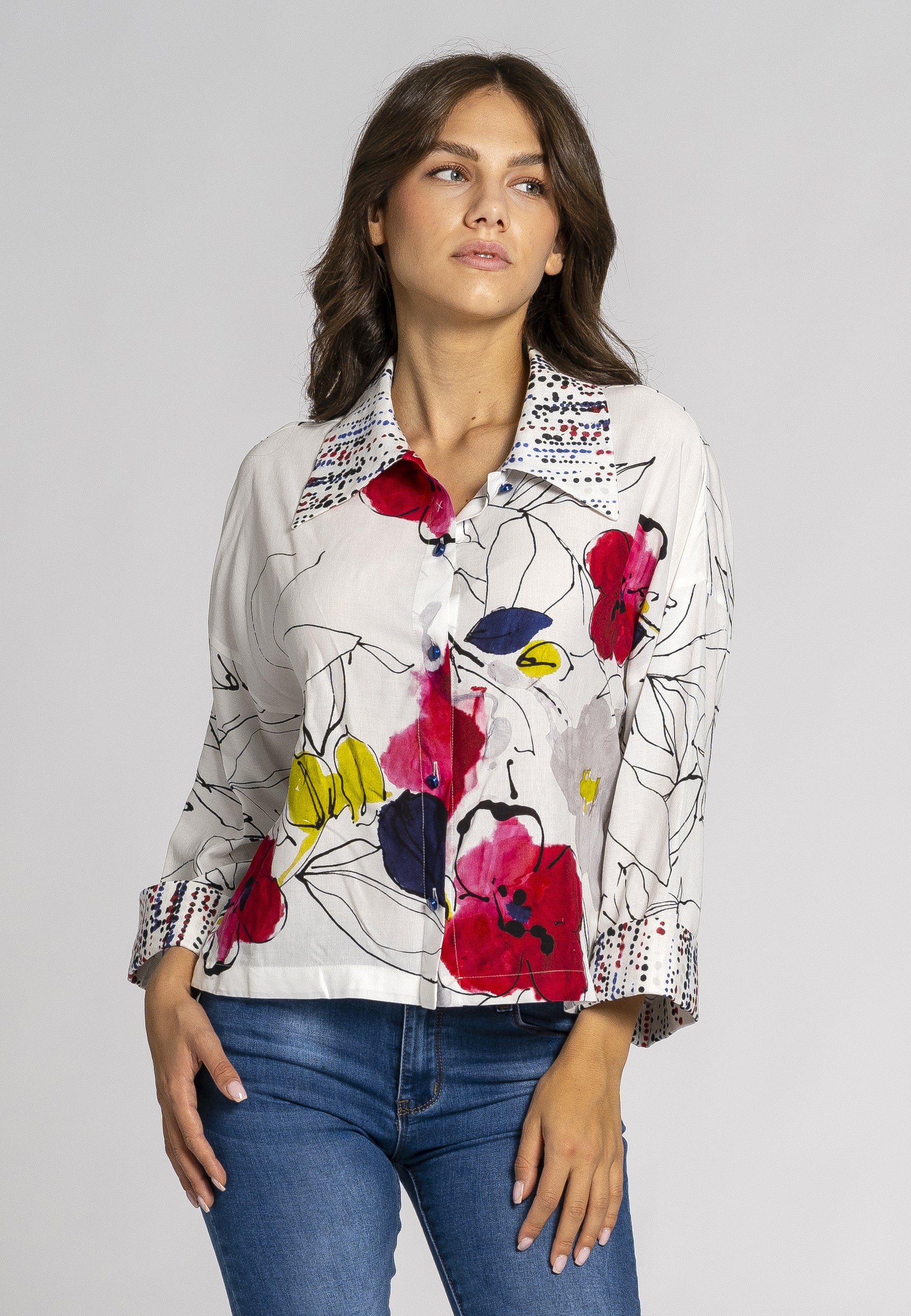 floral print shirt, viscose and linen shirt, oversized shirt, elbow sleeves, classic collar, combination of prints, Italian viscose and linen, luxury shirt, comfortable and breathable fabric, versatile shirt, stylish shirt, Primula trousers, Calla trousers, statement shirt, elevate your look