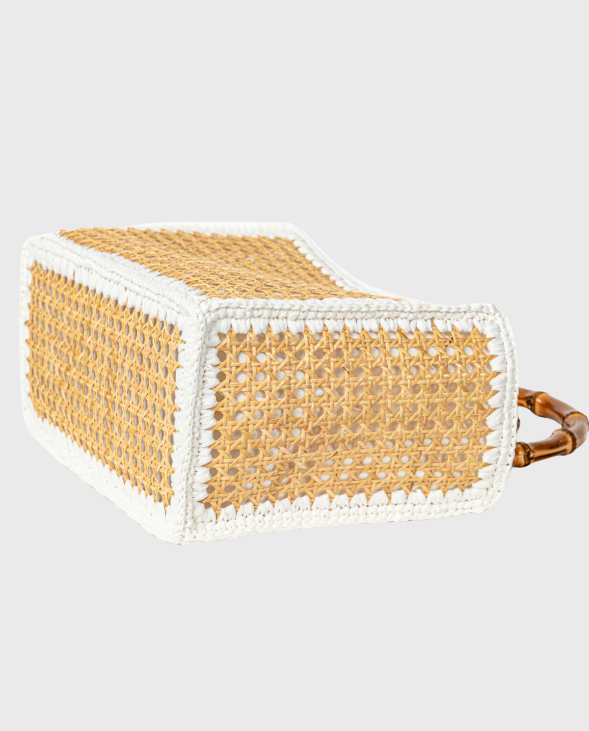 Tote Rattan with Bamboo Handles – White Trim