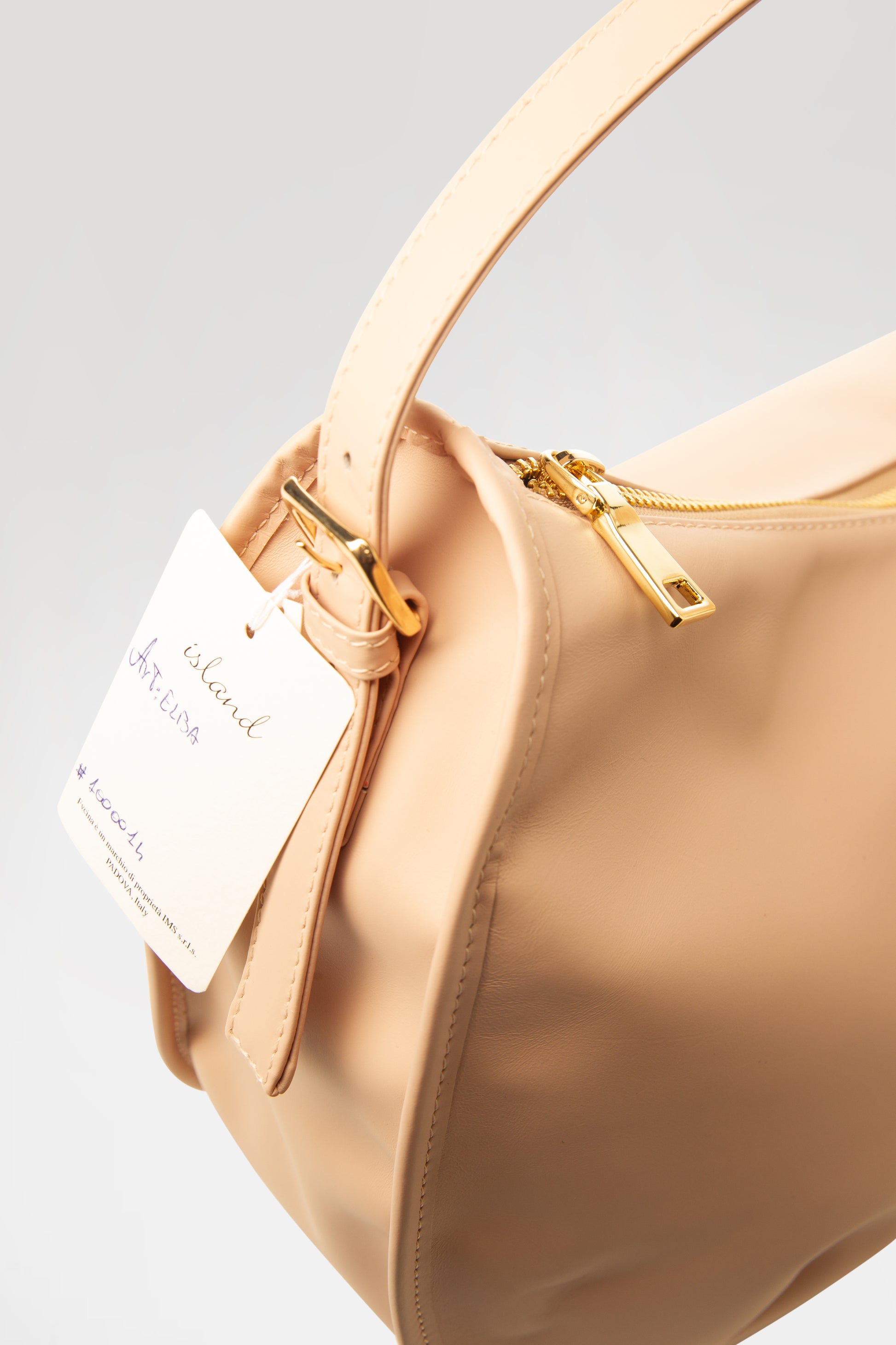 handmade leather handbags, italian leather handbags, premium leather handbags, stylish leather handbags, adjustable leather handbags